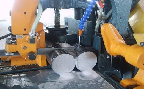 石河镇卧式带锯床的送料方式有哪几种？