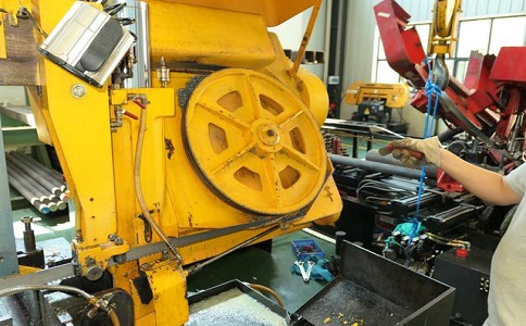 石河镇金属带锯床的日常使用和保养注意事项！